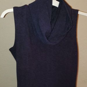 Navy sleeveless turtle neck shirt